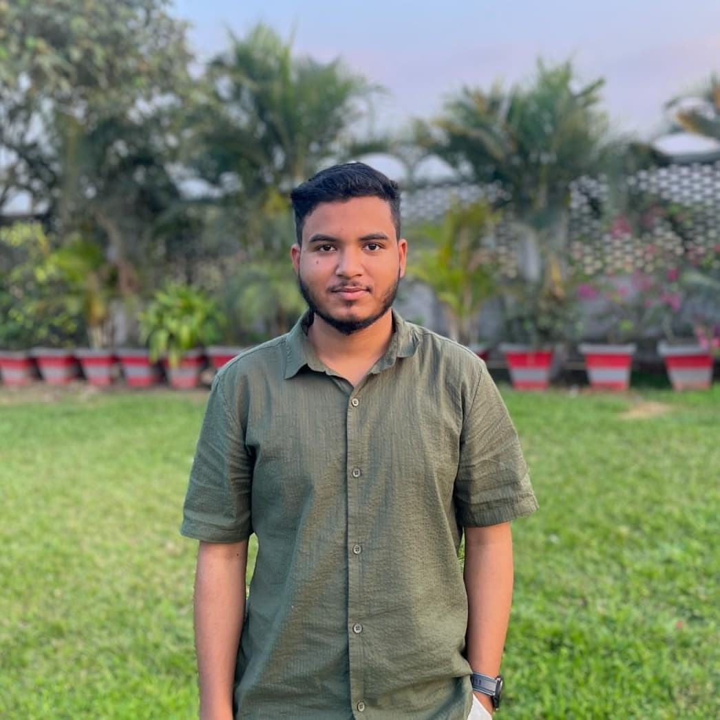 Portrait of Abu, founder of avenXstudio